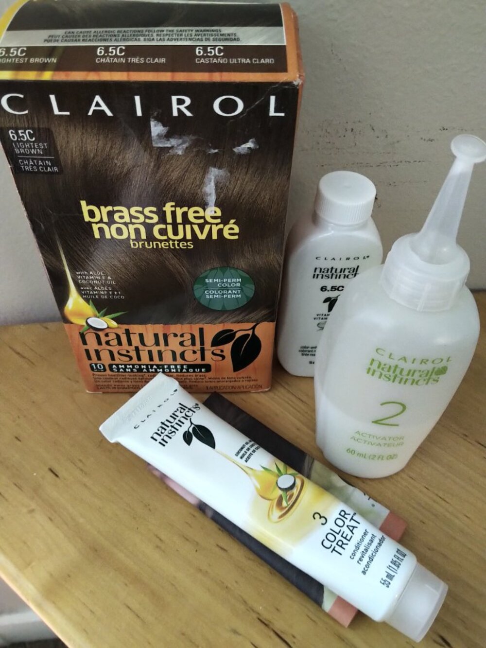 Clairol 6.5C Natural Instincts Brass Free Lightest Brown - complete seal broken